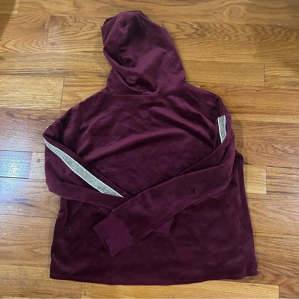 Justice Active size 18/20 Burgundy Dance Hoodie gold Accents velvet cute crop